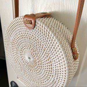 White woven rattan round crossbody